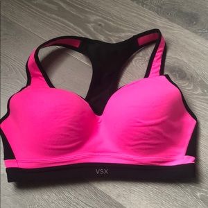 VS incredible sports bra 34D like new